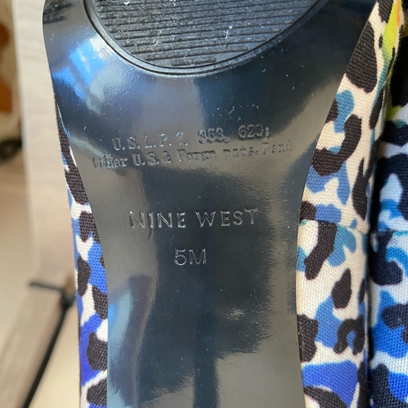 Nine West Rainbow Leopard Print Peep Toe Pumps / Heels - Picture 12 of 15